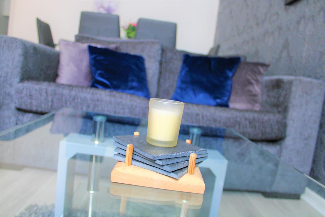 Homely And Budget Friendly 3 Bed House Sleeps 6 Free Parking! Milton Keynes Eksteriør billede